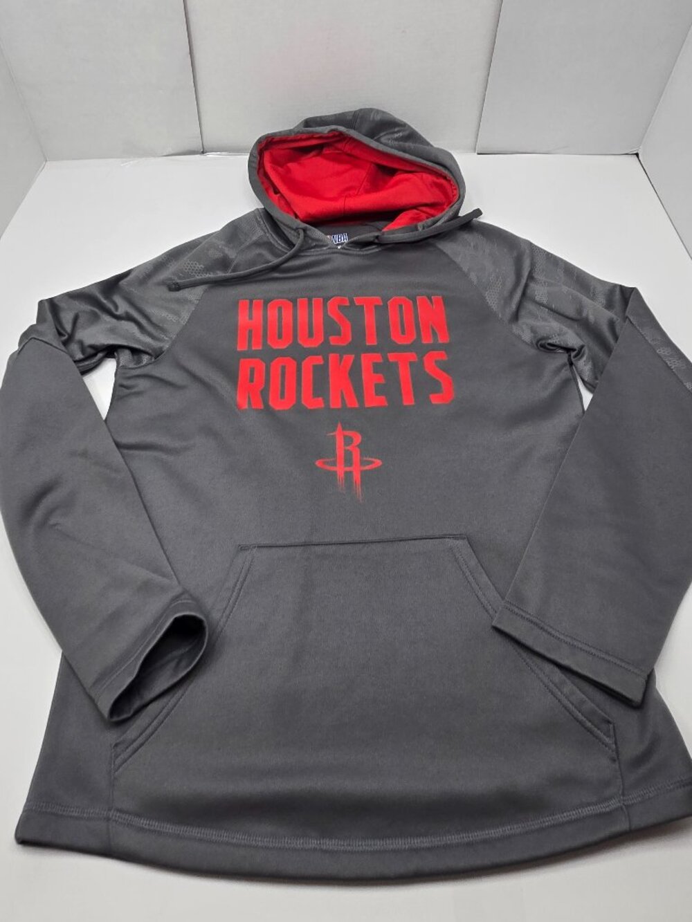 🏀 Houston Rockets NBA Men’s Performance Hoodie – Size Medium – Gray/Red